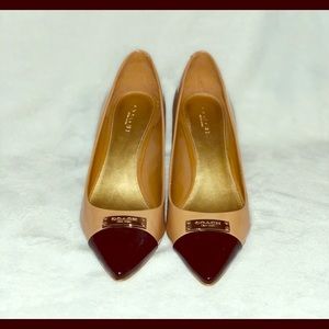 COACH Pumps